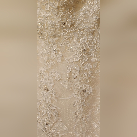 NWT Morilee Ivory Lace Sequin & Pearl Embellished Wedding Gown Sample - Picture 11 of 17